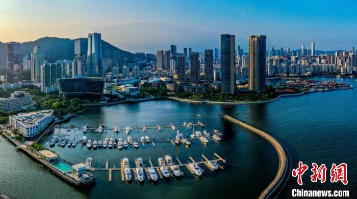 深圳市蛇口濱海文化創(chuàng)意街區(qū)。 廣東省文旅廳 供圖